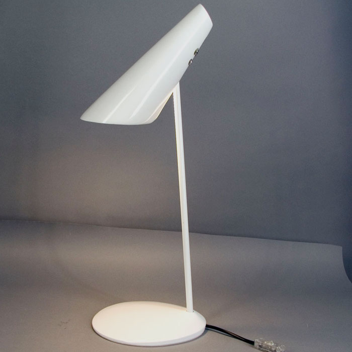 led table lamp in white color